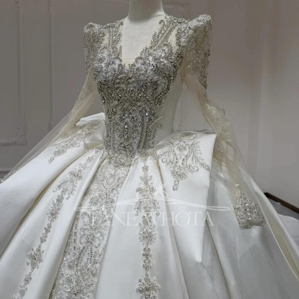 Anpassbares Prinzessin-Hochzeitskleid mit V-Ausschnitt, langen Ärmeln, Schnürung, Schlüsselloch-Rücken, Ballkleid mit perlenbesetzter Kristallstickerei