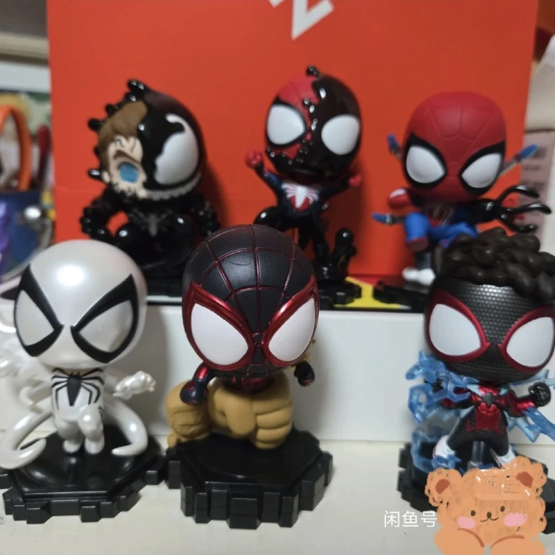 

Genuine Hot Toys Blind Box Spider Man 2 Series Ornament Toy Handmade Desktop Birthday And Holiday Cute Trendy Toy Halloween Gift