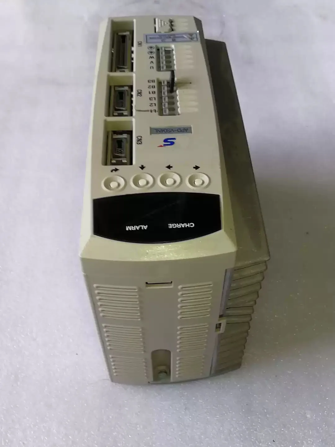 APD-VS04N เซอร์โวไดรฟ์สําหรับ LS