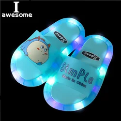 2021รองเท้า Luminous Jelly ฤดูร้อนเด็ก LED รองเท้าแตะรองเท้าแตะ PVC ลื่นรองเท้าแตะชายหาดเด็กบ้านห้องน้ำสีฟ้า