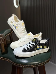 Minions Plus Size Veelzijdig En Trendy Design Casual Witte Zwarte Schoenen 2024 Nieuwe Stijl Vrouwen Canvas Schoenen