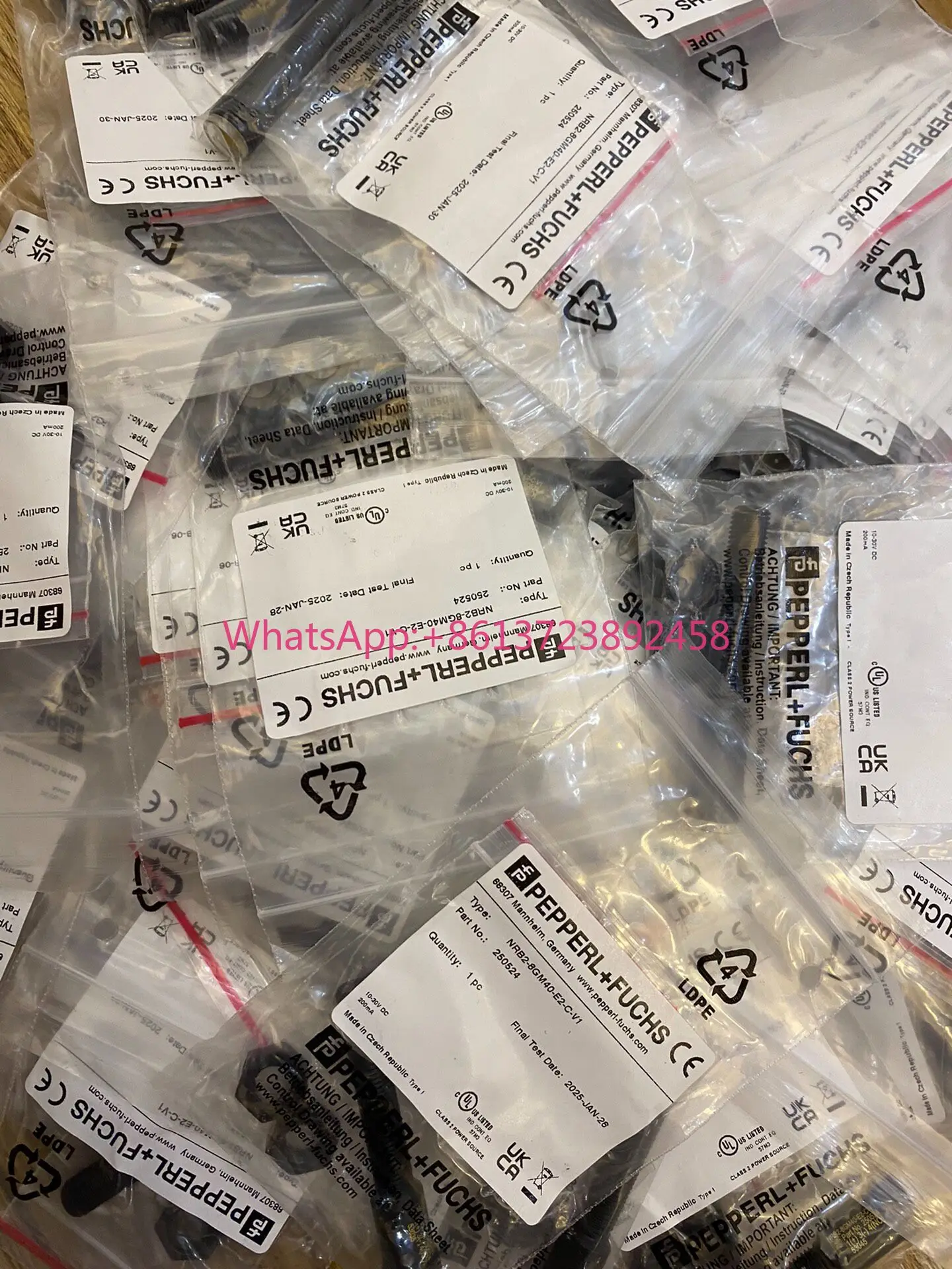

Pepperl + Fuchs NRB2-8GM40-E2-C-V1 brand new original genuine