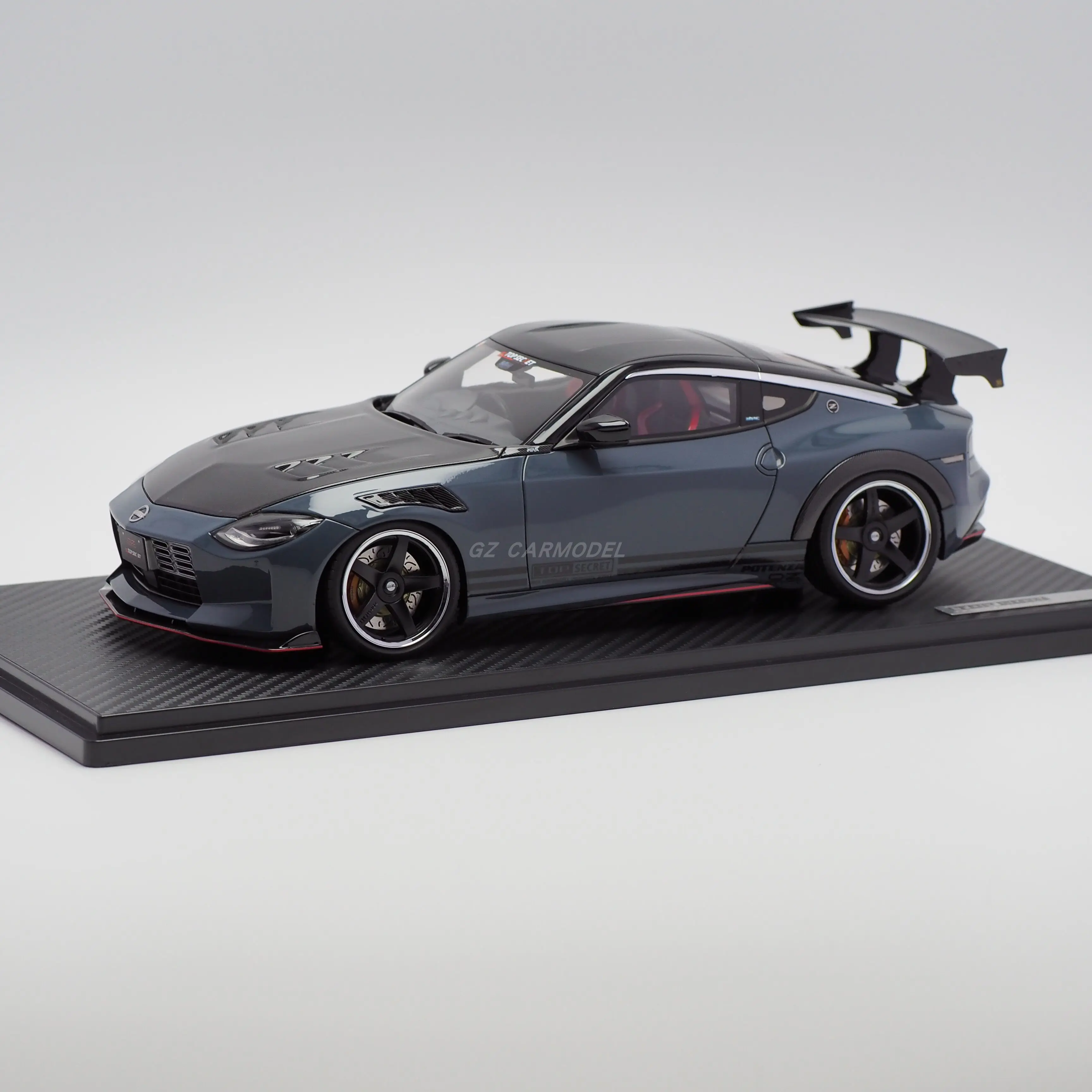 

IG 1:18 TOP SECRET Fairlady Z RZ34 Stealth Gray IG3388 JDM Simulation Limited Edition Resin Metal Static Car Model Toy Gift