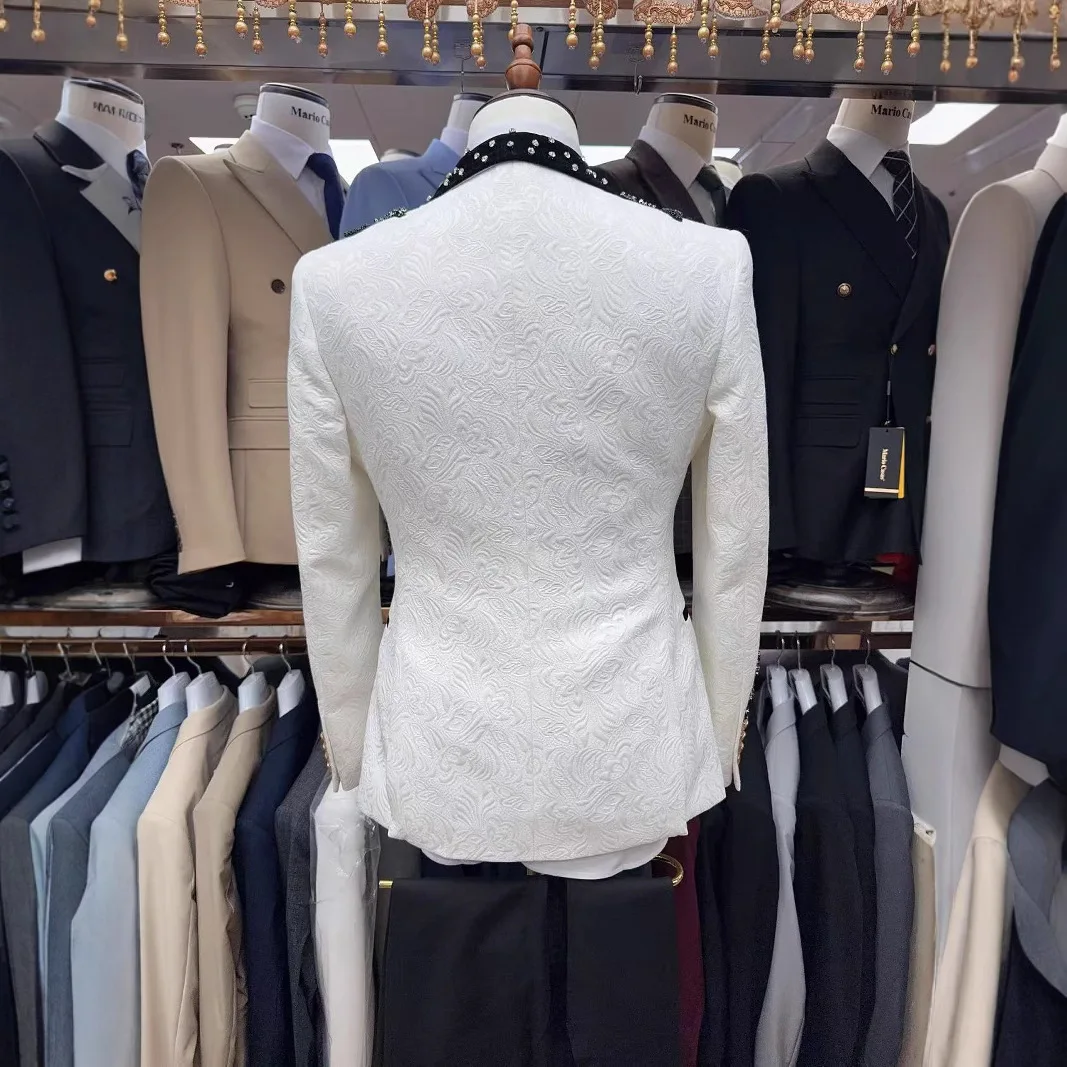 Prom Tessuto Jacquard Uomo Abiti da lavoro di alta qualità 2 pezzi Blazer Pantaloni Applicazioni di perline Tuxedo Uomo Abbigliamento da ufficio Personalizzato