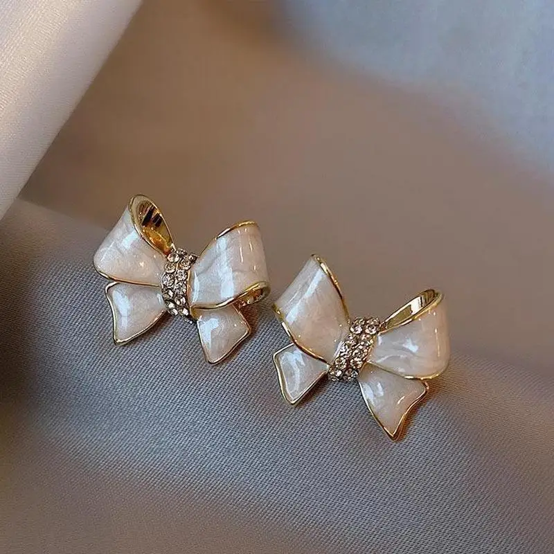 Cute Sweet Bow Earrings for Teens 2023 Trend New Korean Fashion Small Stud Earrings Girls Daily Wear Earrings Jewelry