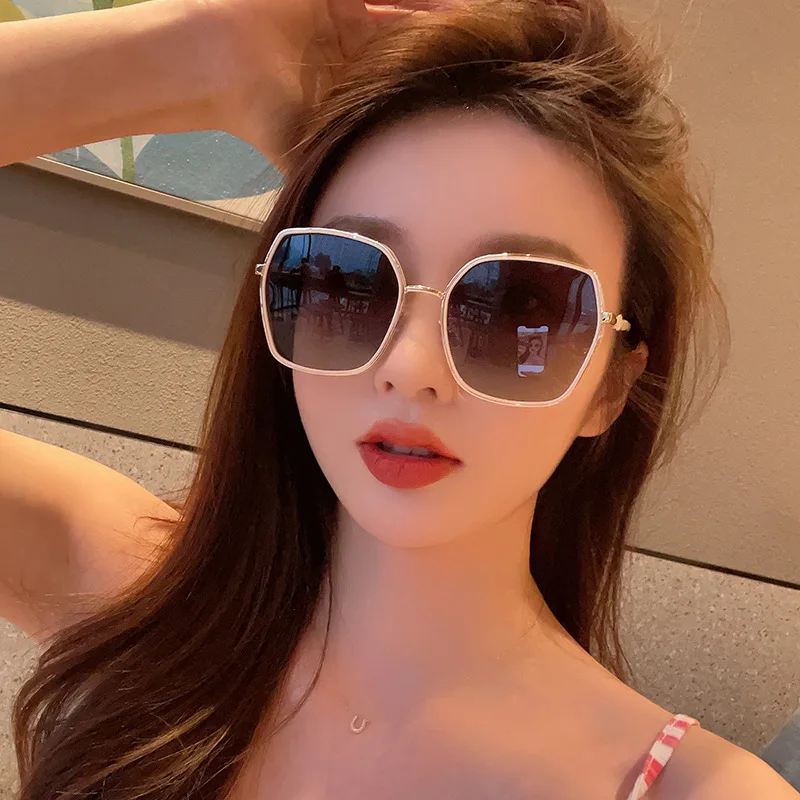 

Women trendy new polarized sunglasses sun protection fashion Internet celebrities same brown advanced sense UV protection