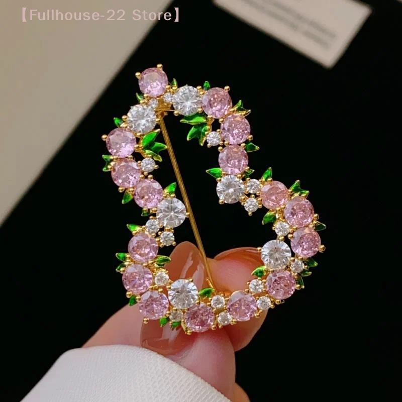 【MAX-22】1Pcs Pink Rhinestone Lucky Gourd Shaped Brooches For Women Clothing Accessory Crystal Openwork Gourd Brooch Pin Jewelry