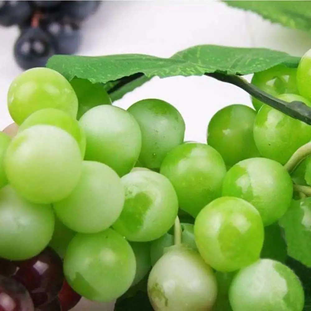 Fake Mini Decorative Lifelike Plastic Home Decor Artificial Fruit Grapes Simulation