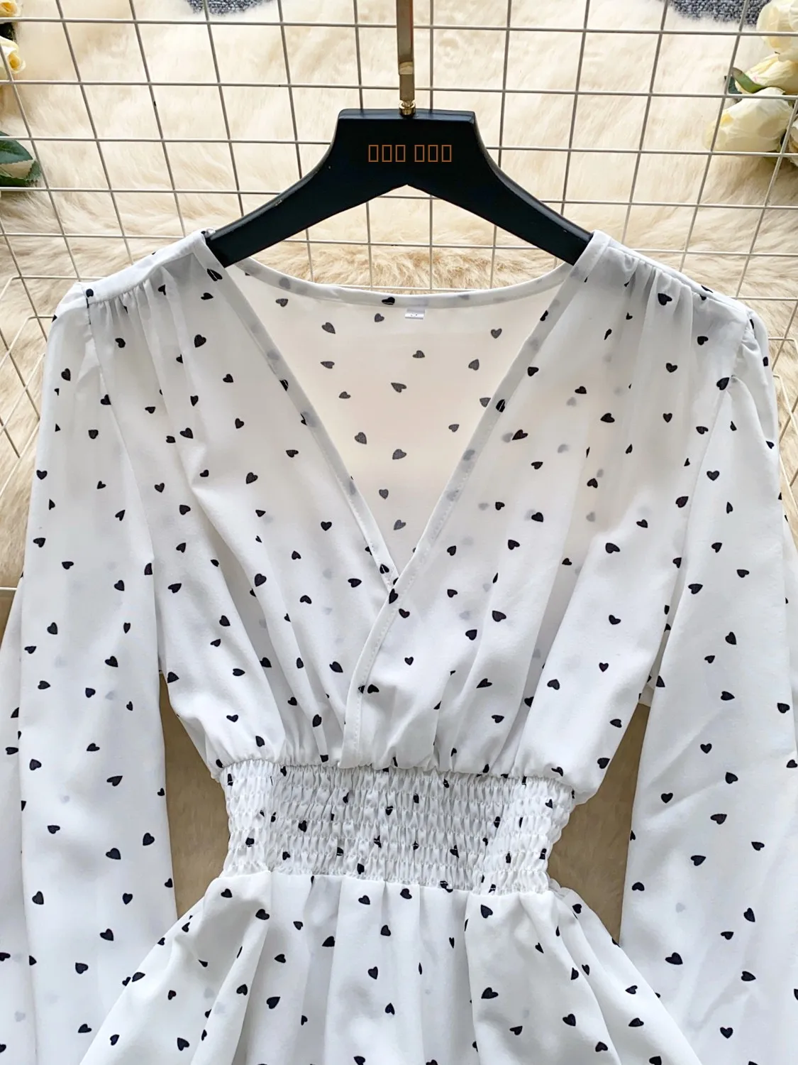 レトロ V ネック水玉模様ロングスベ女性用 irt 痩身ウエストデザイン通勤 Sle 韓国ルーズフィットポリエステル繊維