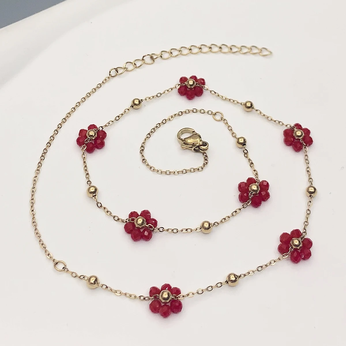 1 Autumn and Winter Fashion Girls New Stainless Steel Flower Necklace Collarbone Chain Red Beaded Item Accessory Dating Gift