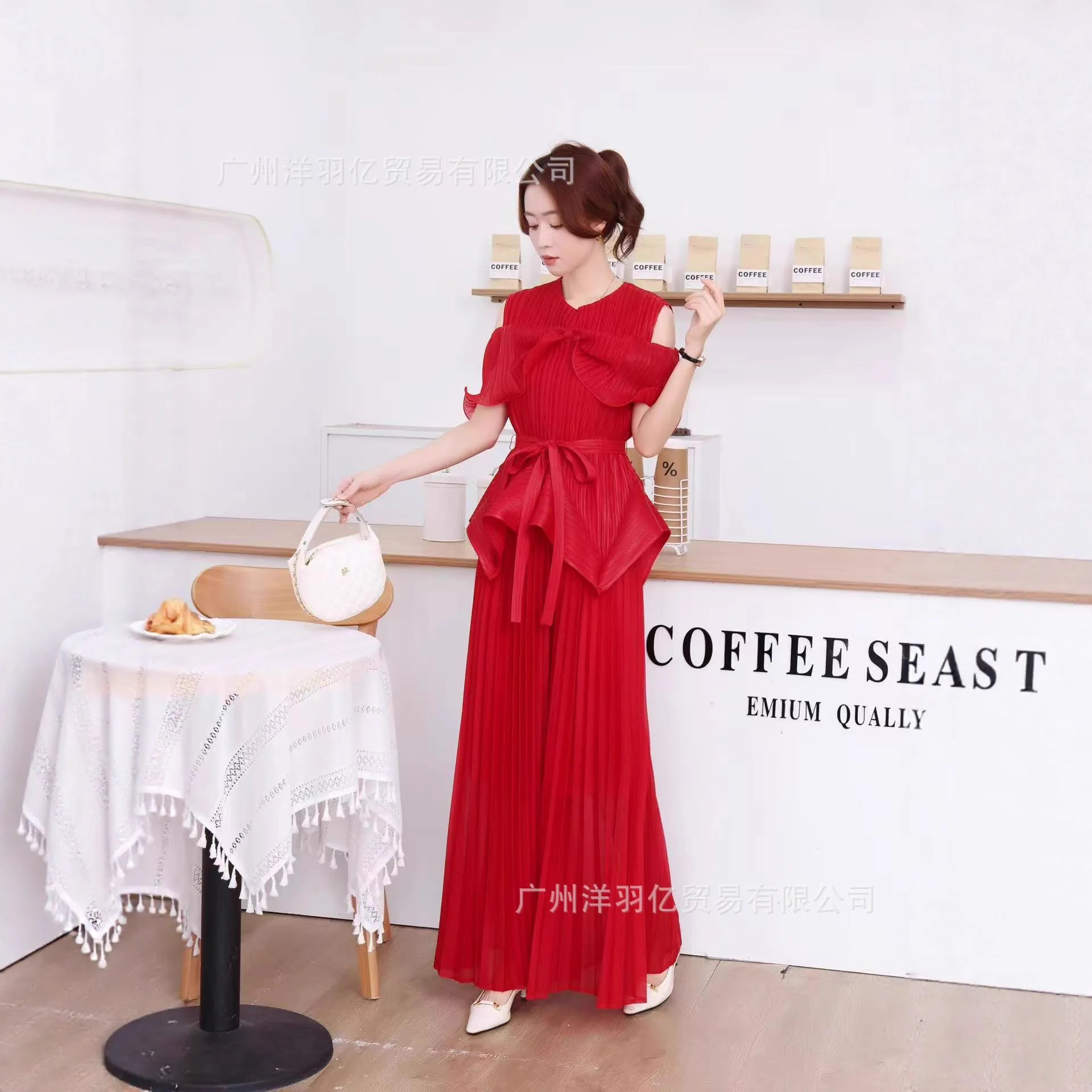 

ANLAN Pleated Miyake Irregular A Line Skirt Solid Short Sleeve T-shirt and Folds Skirt Two-piece Set 2025 Autumn New 3AN7108