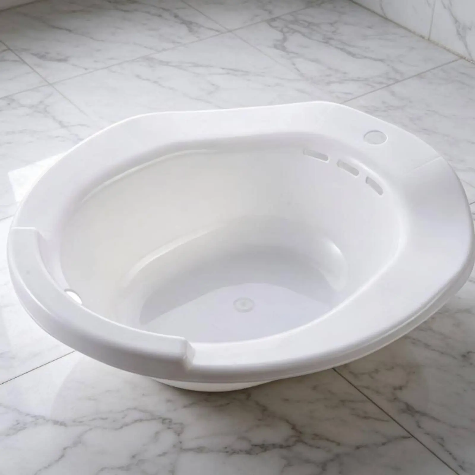 Hemorrhoid Treatment Basin Easy to Clean Postpartum Care Basin over-the-Toilet Sitz Bath Anti-Overflow Vents for Women