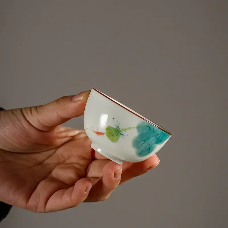 1 Pc Chinese Ceramic Teacup Master Handmade Tea Bowl Hand-Painted Lotus Fish Porcelain Tea Cup Household Tea Set Travel Cup 50ml