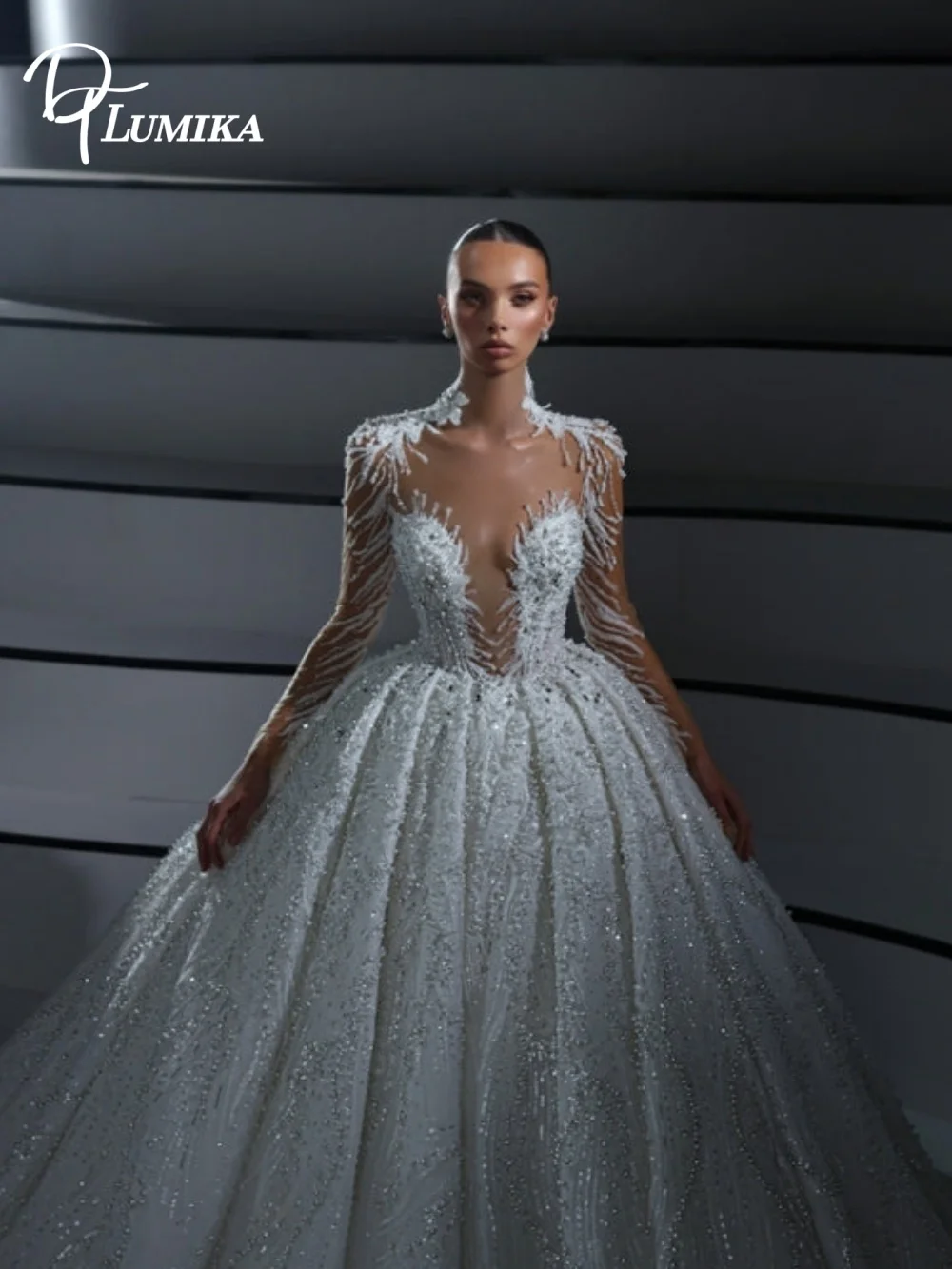 Opulent Illusion Plunge Neck Ball Gown Wedding Dress 3D Lace Shoulder Appliques Beading Bridal Gown Customized Vestidos De Novia