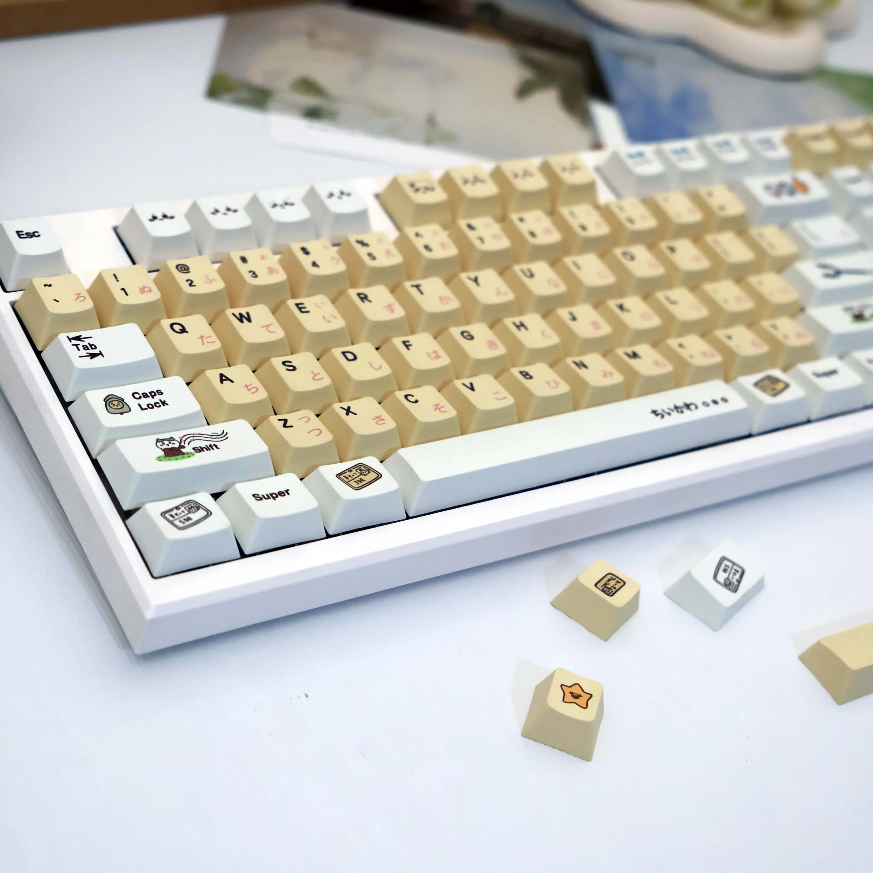 140+ Keys Retro Cream Cat PBT Dye Sub Cherry Profile Keycaps with 7U Split Space for 61/68/87/104 MX Switch