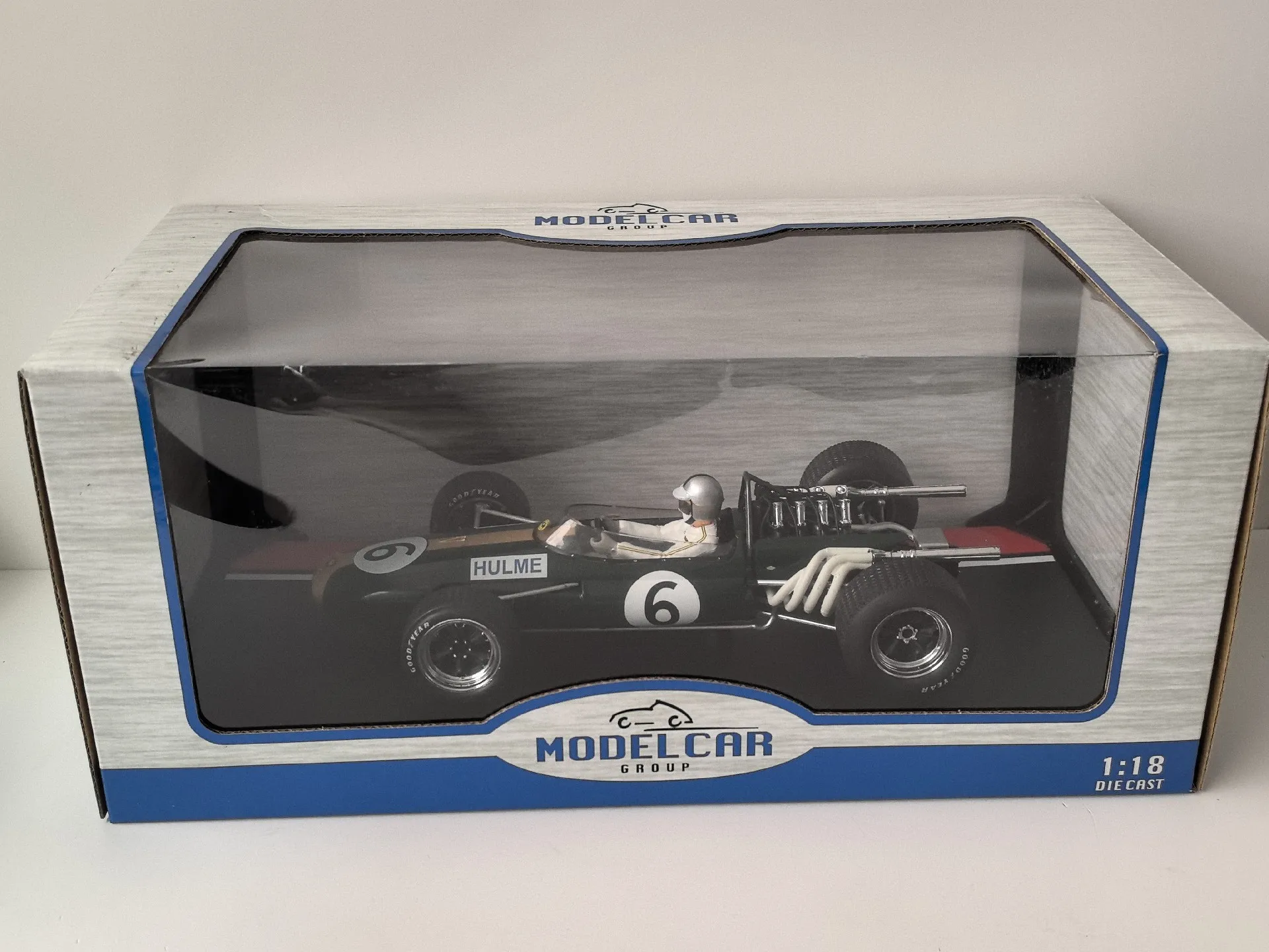 

Diecast MCG 1:18 Scale Brabha BT20 GP DENNY Hulme #6 1966 Racing Alloy Car Model Collectible Toy Gift Souvenir Display Ornament
