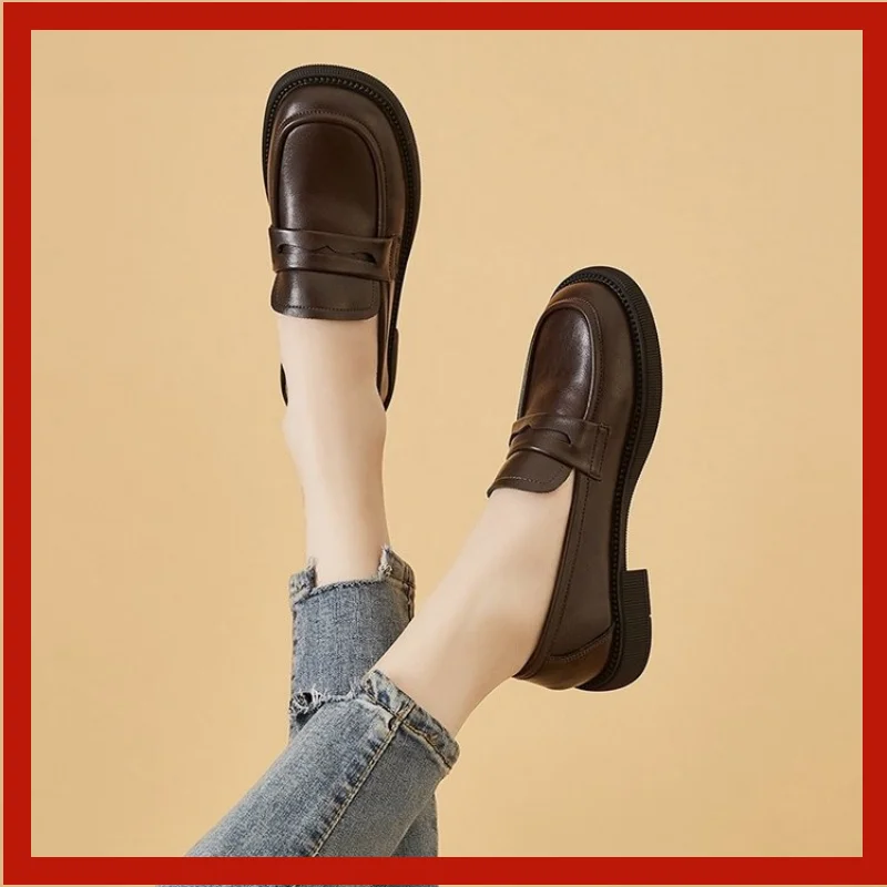 Women's soft sole slip-on loafer flats
