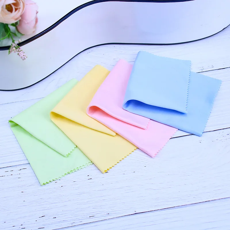 Microfiber Cleaning Polishing Polish Cloth 4 Colors Universal for Musical Instrument Guitar Violin Piano Clarinet