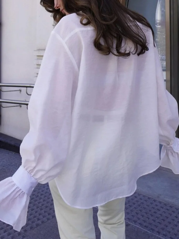เสื้อผ้าผู้หญิง Bonboho แฟชั่นฤดูใบไม้ร่วง 2025 เสื้อเชิ้ตสีพื้น เสื้อคลาสสิก แขนพองติดกระดุม เสื้อทรงหลวมสำหรับผู้หญิง