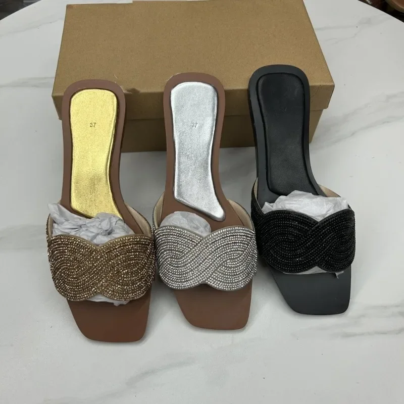 女性用滑り止めフラットスリッパ,レジャー用ビーチシューズ,デザイナーブランドのアウトドアシューズ,高品質の靴,新しい夏のコレクション2022