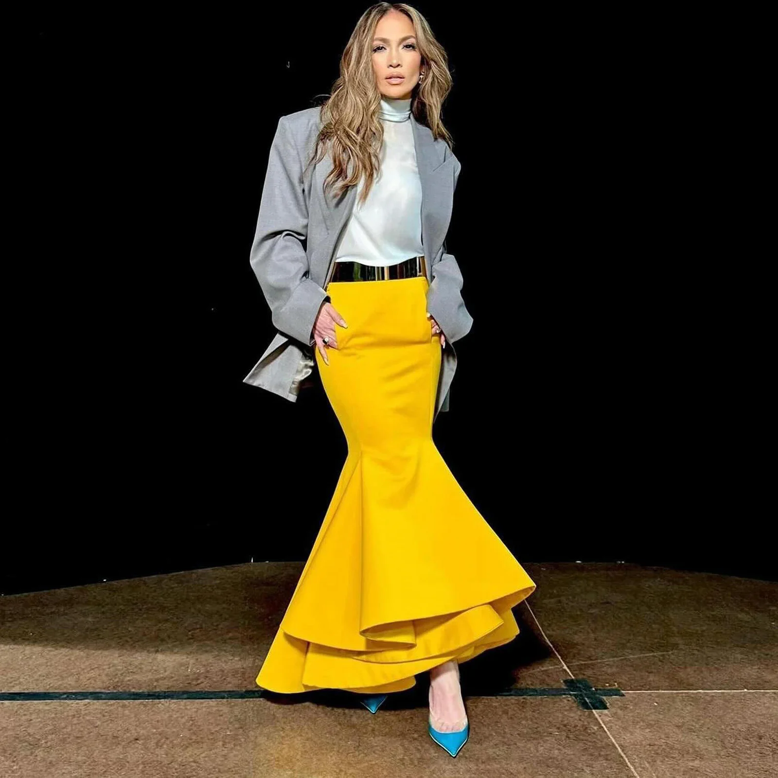 

Fashion Golden Yellow Skirts Mermaid Maxi Skirt with Pockets jupe femme High Quality Skirts Elegant Women Satin Custom Made