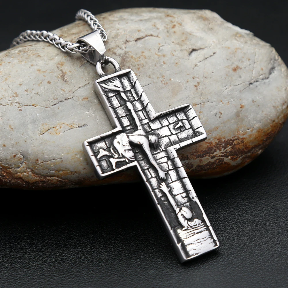 New Vintage Stainless Steel Jesus Savior Cross Pendant Necklaces For Men Women Fashion Lucky Amulet Jewelry Gifts Dropshipping