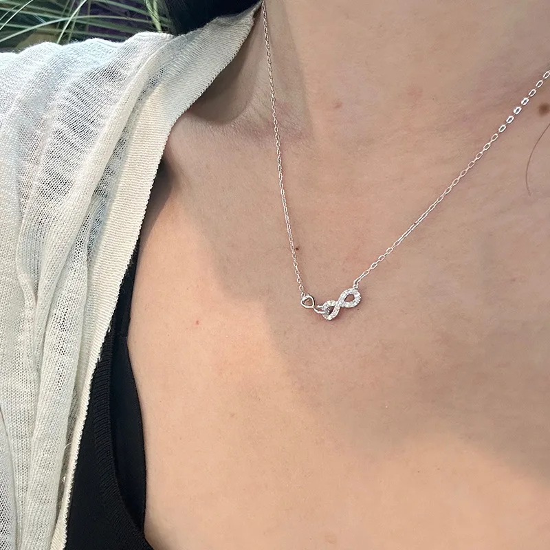 Round Moissanite Infinity Charm Pendant Necklace for Women S925 Sterling Silver Necklaces Chains Choker Wedding Jewelry Gifts