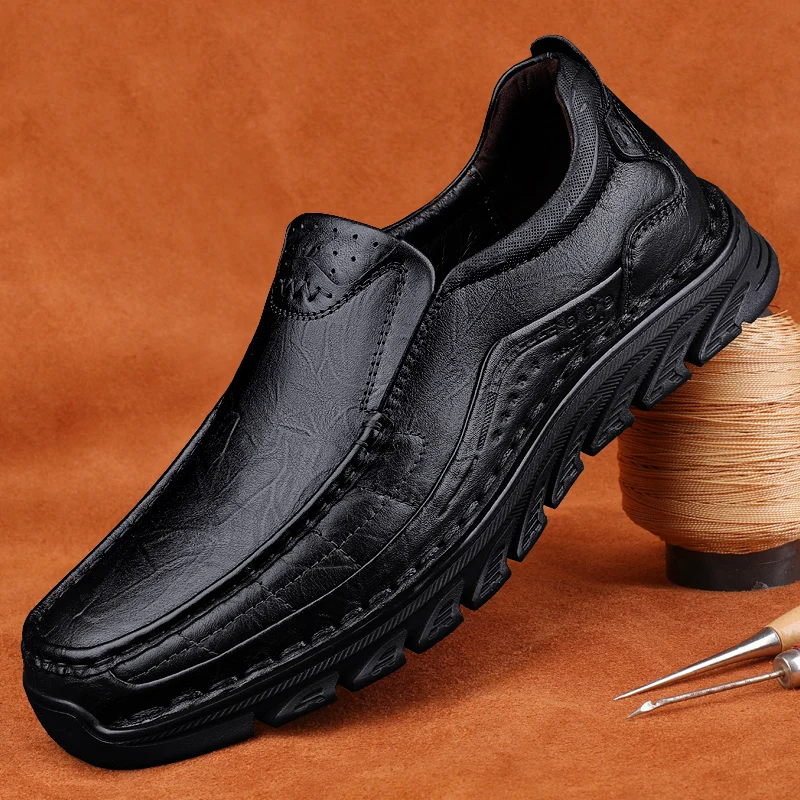 

High-quality Cowhide Men's One-foot Anti-slip and Wear-resistant Handcrafted Leather Shoes, Lightweight Thick-soled Lofu Shoes