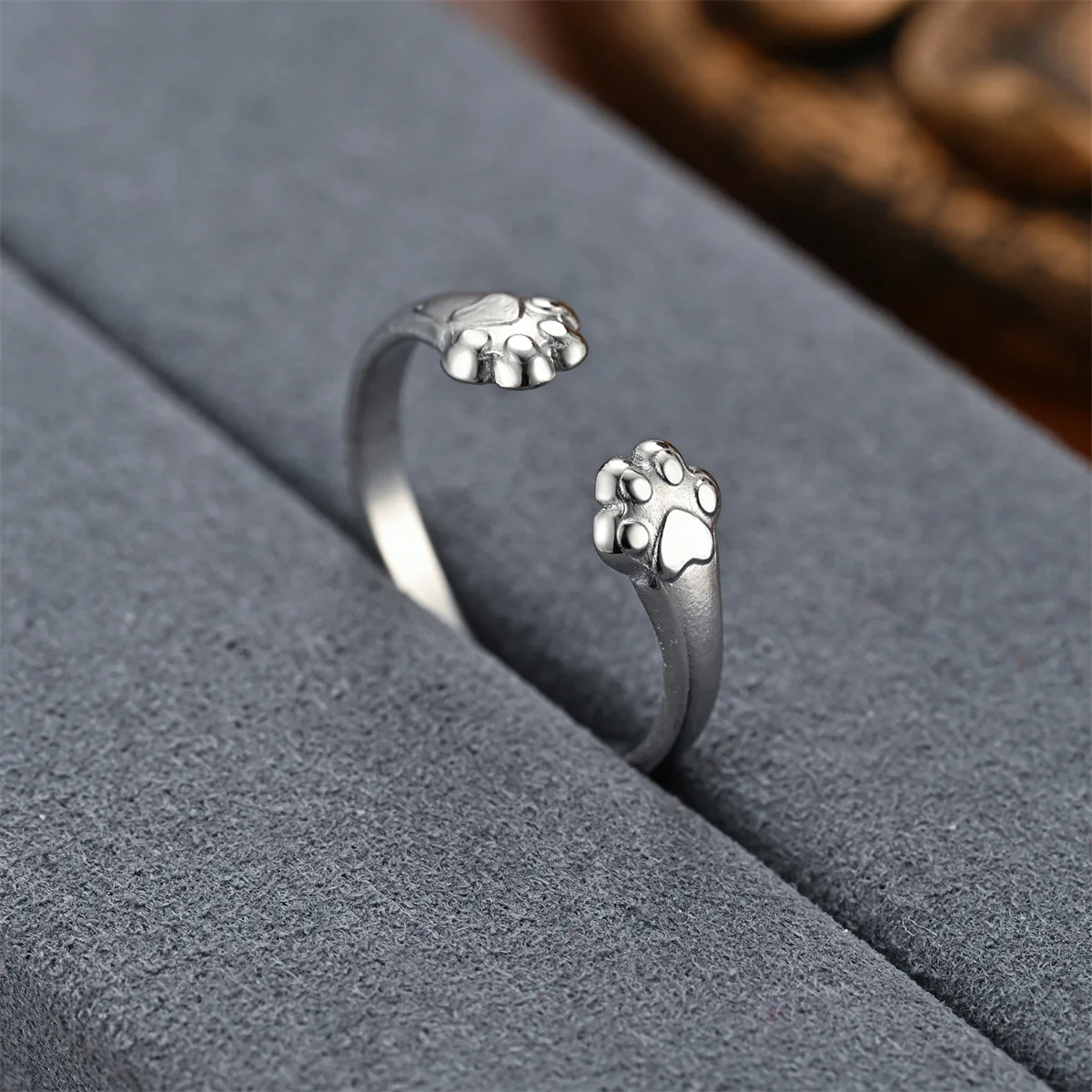 Adjustable Cat Paw Open Ring — product detail 3