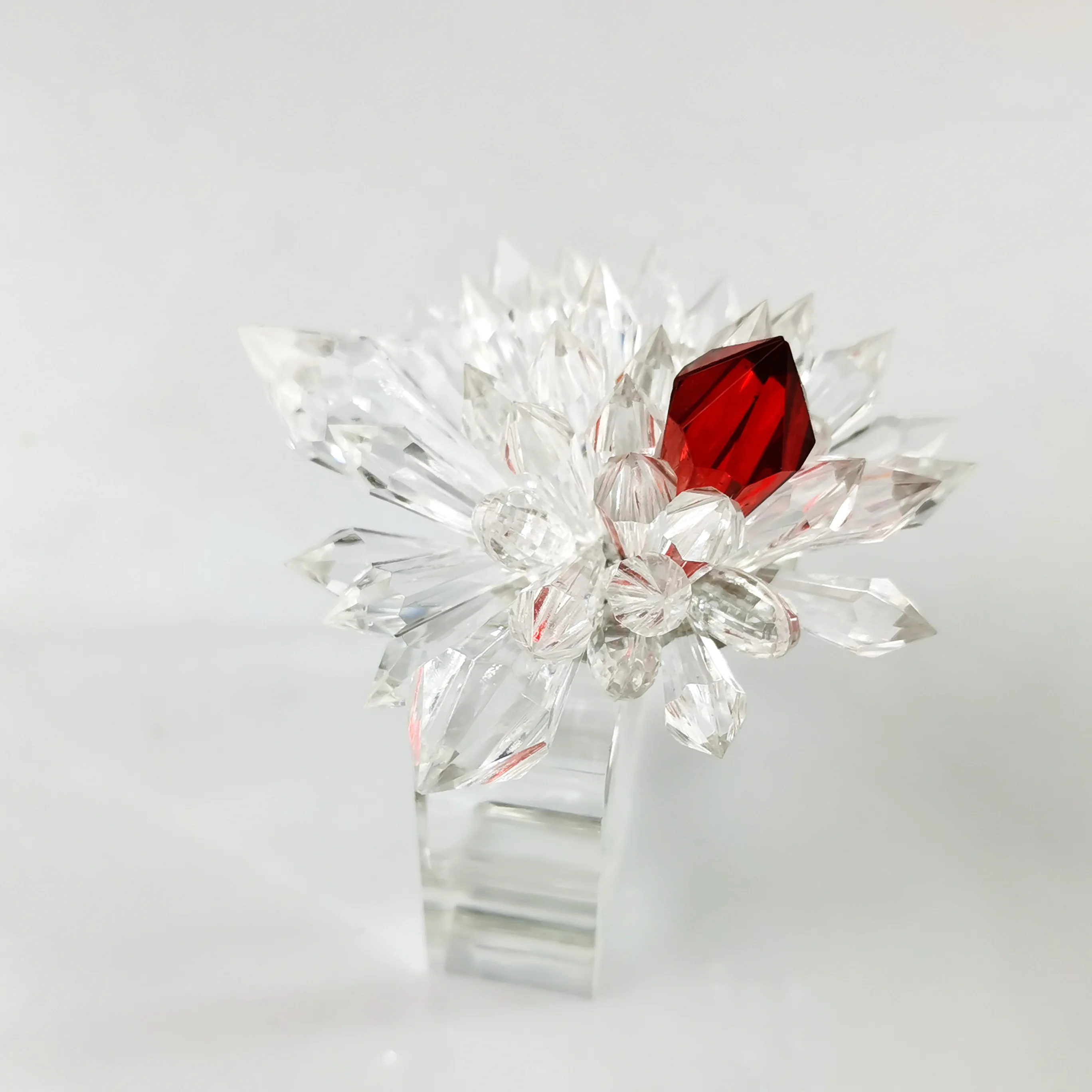 Free Shipping Acrylic Crystal Napkin Ring New Design Napkin Holder 4 Pcs