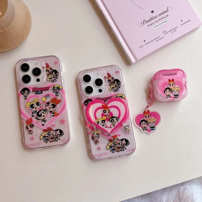 สีชมพูน่ารัก 3Dหัวใจรักการ์ตูนP-Powerpuffสาววงเล็บเคสโทรศัพท์สําหรับiPhone 13 14 15 16Pro Maxน่ารักขาตั้งกันกระแทก