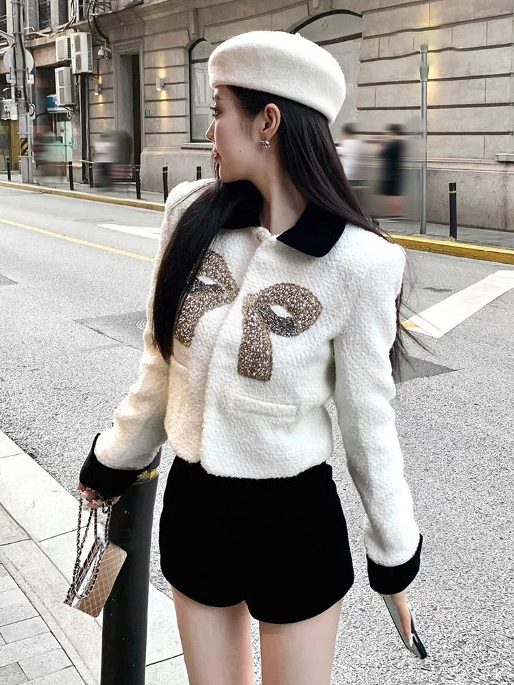 Vintage Small Fragrance Tweed Jacket for Women Trendy Beaded Bow Decoration Coat Elegant Cropped Outwear for Spring High Quality