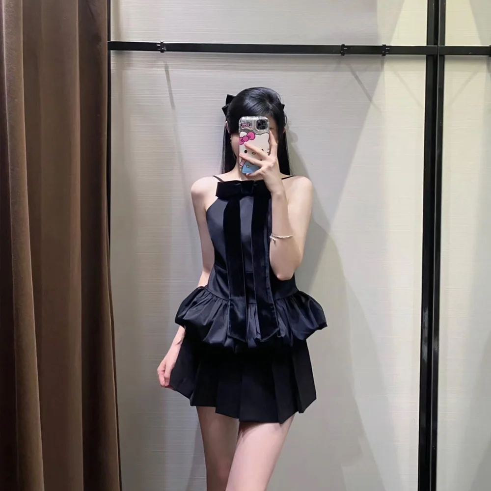 INS Fashion Elegant Black Bow Design Sleeveless Splicing Pleated Edge Women Sweet Poplin Slim Solid Camisole Top ZATAF 2024 New