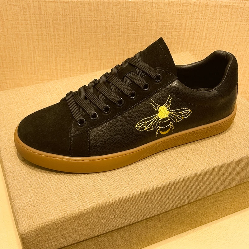 

Black Original Brands Sneakers Men Embroidery Bee Shoes High-Quality Shoes Leather Casual Sneakers Men's Skate Shoes Designer