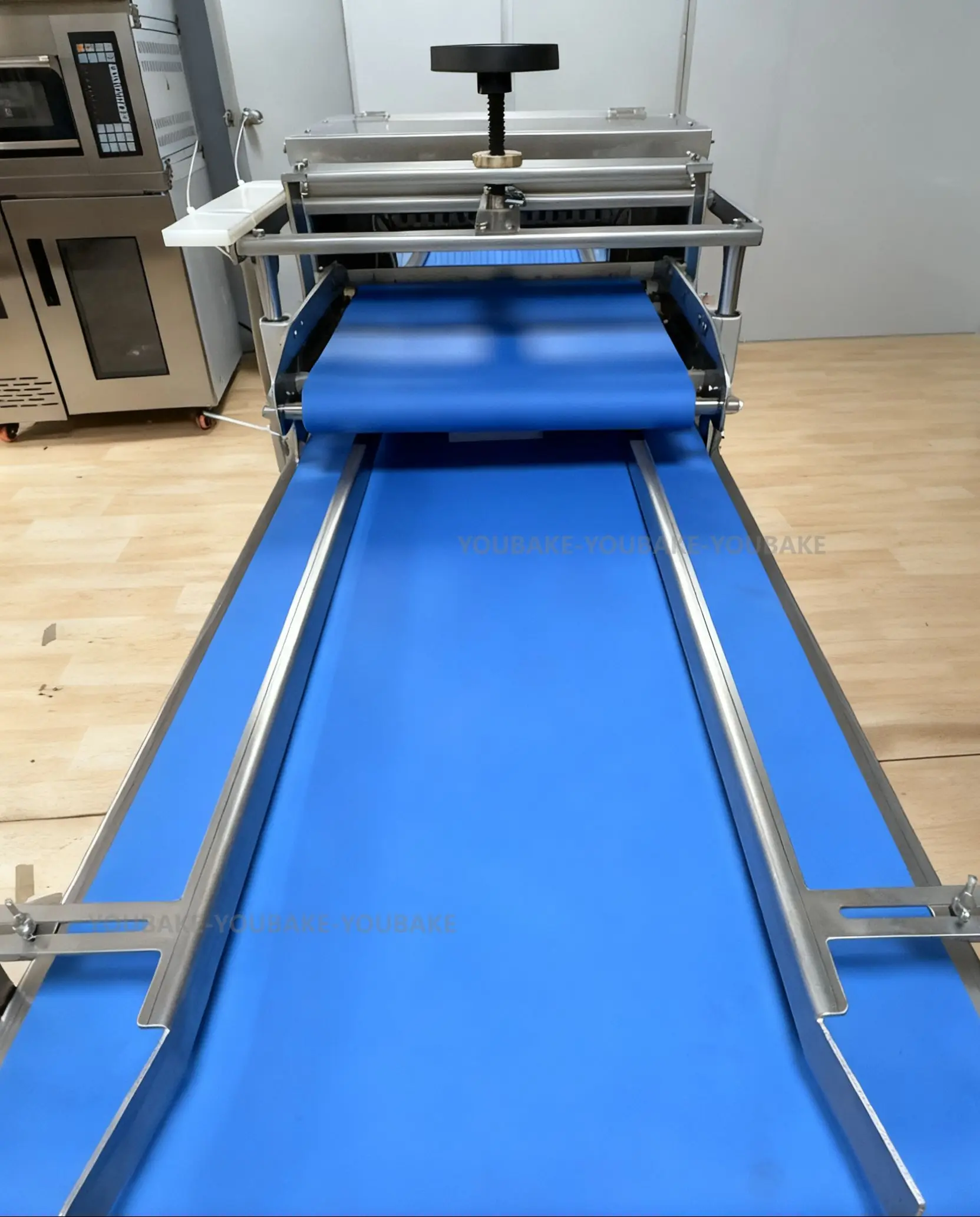 Automatic Continuous Bread Slicer High Efficiency Toast Long Loaf Cutter Machine For Industrial Use