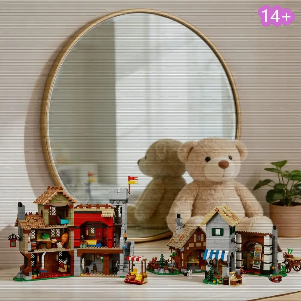 

Архитектурный конструктор NEW: Средневековая городская площадь, 3304 детали, совместим с 10332, кирпичики для детей и взрослых, игрушка, подарок на день рождения