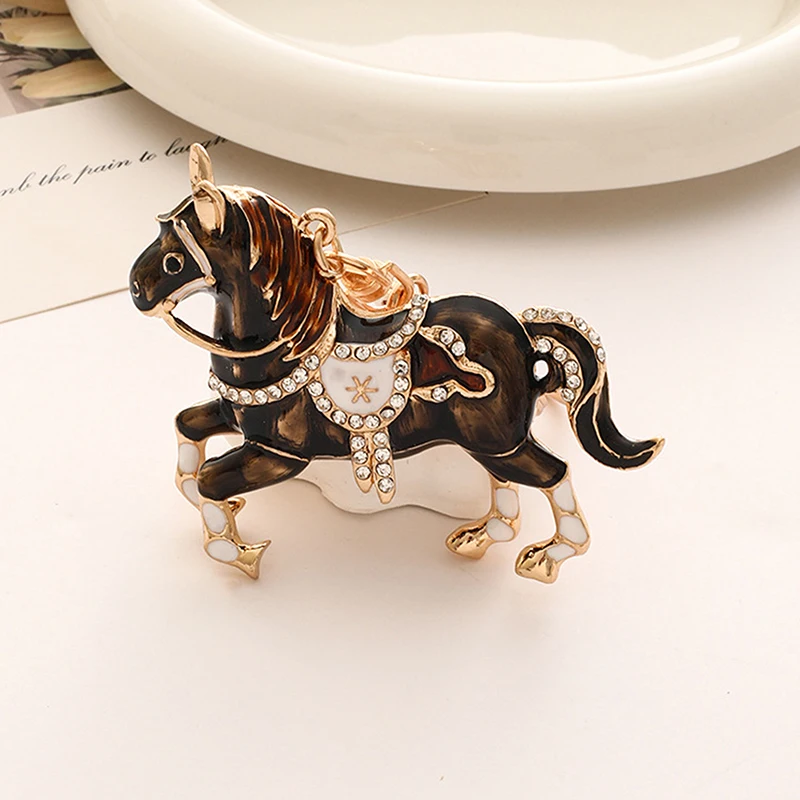 Beaut & Berry الكلاسيكية حجر الراين الحصان دبابيس المرأة الحيوان التلبيب دبابيس الإكسسوارات للحفلات غير الرسمية هدايا السنة الجديدة #4