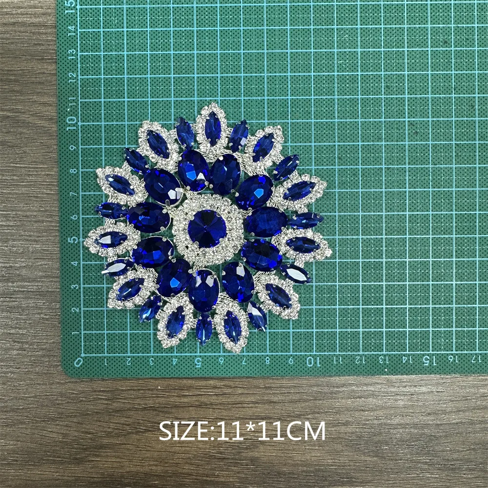 2 PCS Round Flower Patch Crystal rhinestone applique  Embellishments for Women bridal Dress