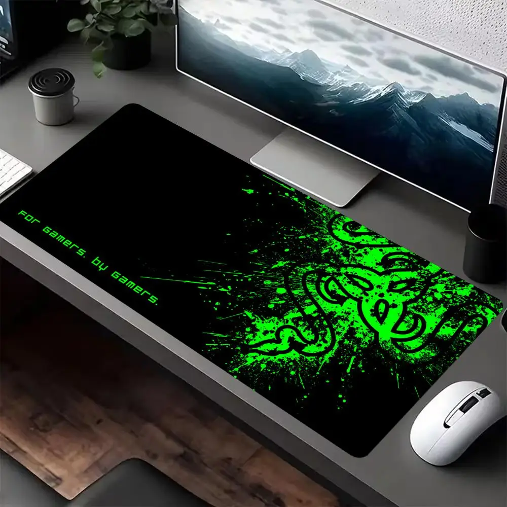 Razer Mouse Pad Non Slip Extra Large Smooth Precise Tracking Durable Stitched Stable Grip Gaming Pad