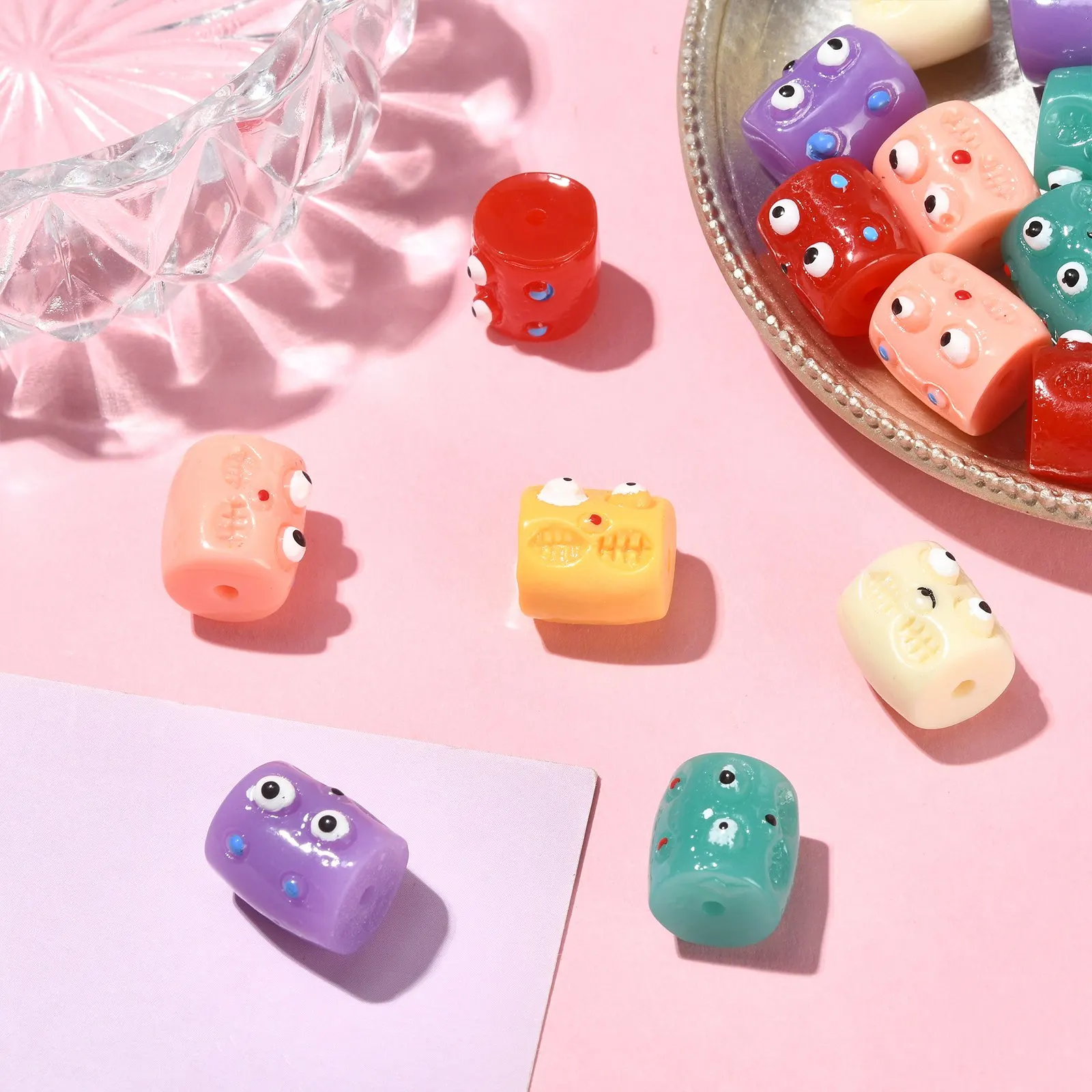 20Pcs Random Cute Monster Face Beads Colorful Resin Column Spacer Loose Beads for DIY Bracelet Necklace DIY Craft Making