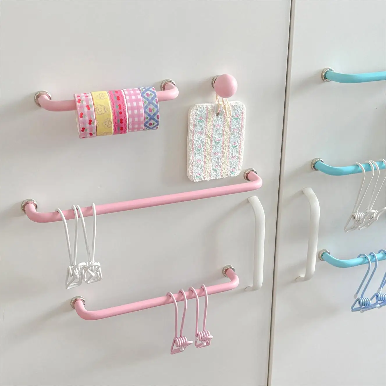 Instagram Minimalist Magnetic Hanging Rod for Doll Clothes, Washi Tape, Grain Storage, and Celebrity Photo Card Decoration