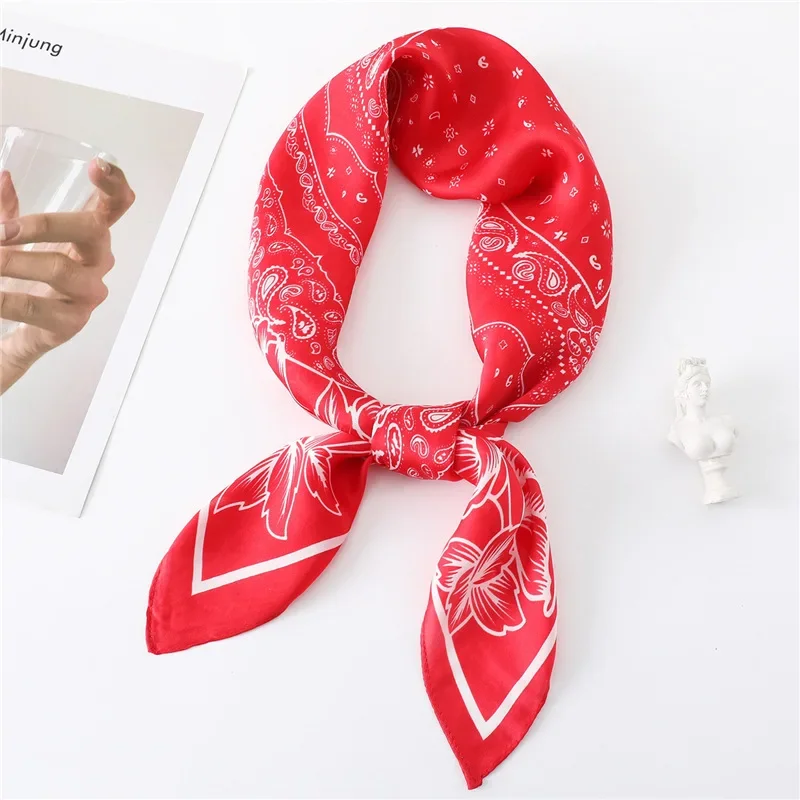 Spring and Summer Thin Silk Scarf Fashion Wild Temperament Small Square  Female Autumn  Winter Warm  Decoration