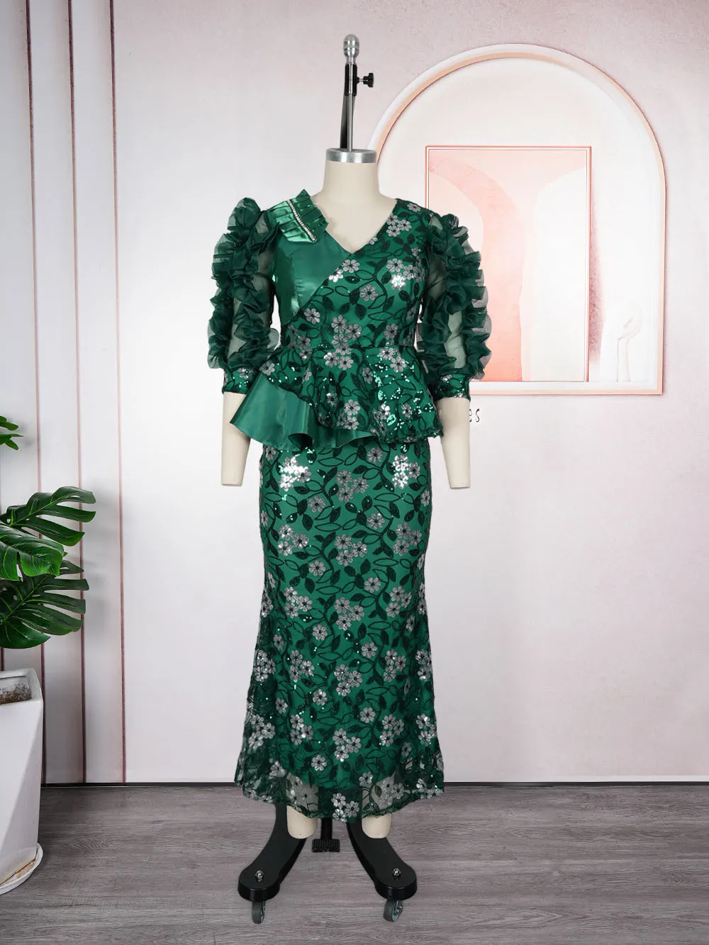 ชุดเดรสงานเลี้ยงสไตล์แอฟริกันสำหรับผู้หญิง ปี 2025 ชุดราตรีงานแต่งงานมุสลิมแบบหรูหราสไตล์ตุรกี ไซส์พลัส ชุดเดรสยาวเข้ารูปประดับเลื่อมแบบเซ็กซี่