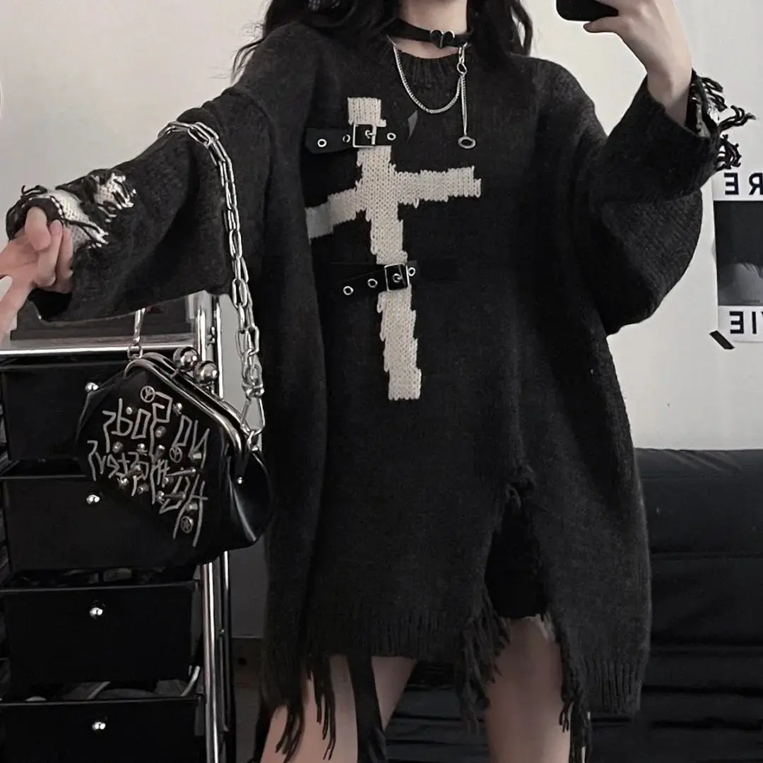 Subculture Punk Vintage Loose Sweaters Hole Harajuku Y2k Long Sleeve Sweather Gothic Cross Metal Buckle Women Knitted Pullover