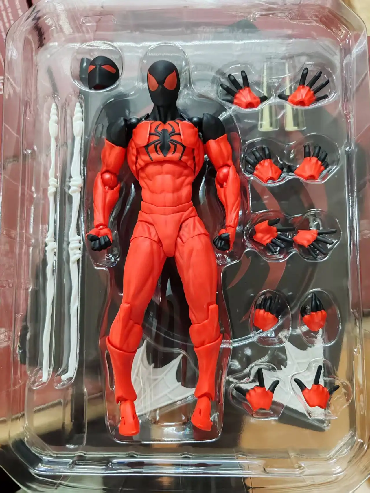 جديد حار-جديد فوضى اللعب العنكبوت الشكل بدلة سوداء الجار سيمبيوت القرمزي العنكبوت كين باركر أسود أحمر العنكبوت ألعاب شخصيات الحركة #2