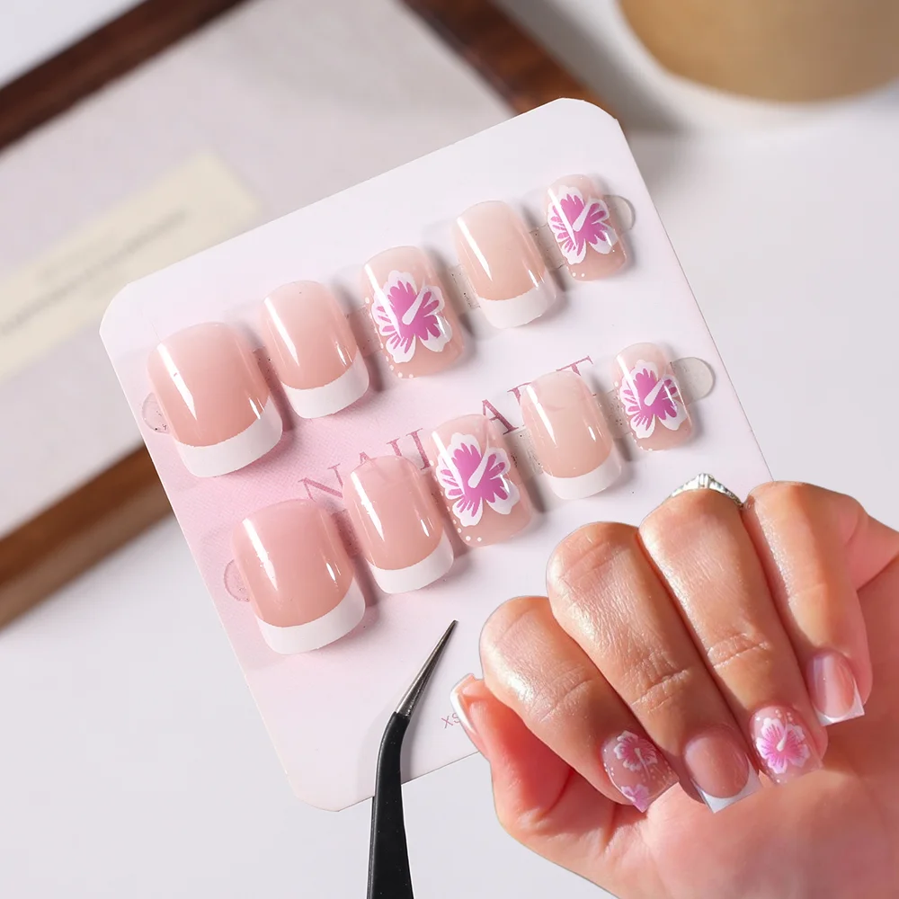 24 Stück künstliche Nägel mit französischen Blumen, rosa Hibiskus-Design, vollständige Abdeckung, zum Aufdrücken von Nägeln, tragbar, künstliche Fake-Fingerspitzen für Damen und Mädchen