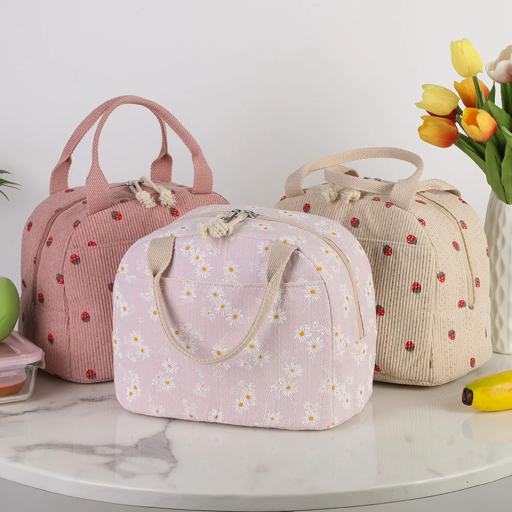 Large Capacity Strawberry and Daisy Corduroy Insulated Bento Bag Cute Multi-Function Lunch Bag for Work or Picnic