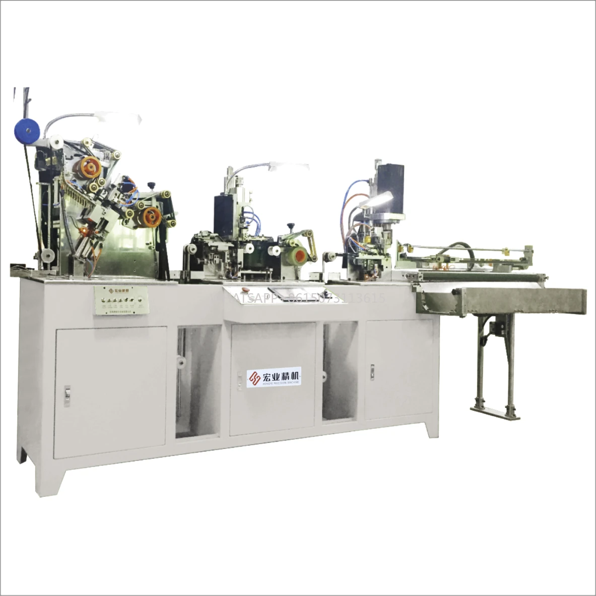 La macchina per la produzione di cerniere metalliche automatiche a tre funzioni include il montaggio del cursore Caratteristiche di arresto superiore e taglio Componente motore centrale