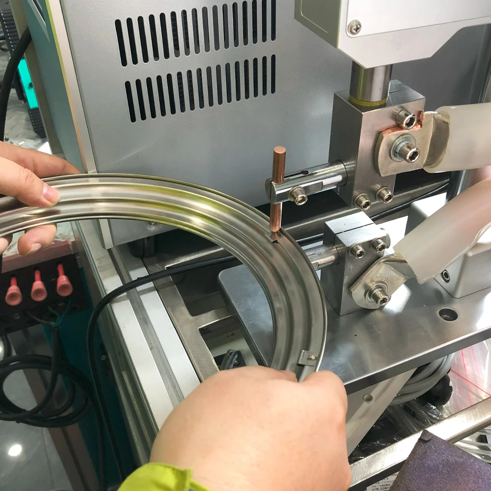 10000 a Precision Spot  Welding Machine Industrial  Welding Equipment  Water-cooling  Origin Warranty 1 Year From Manufacture