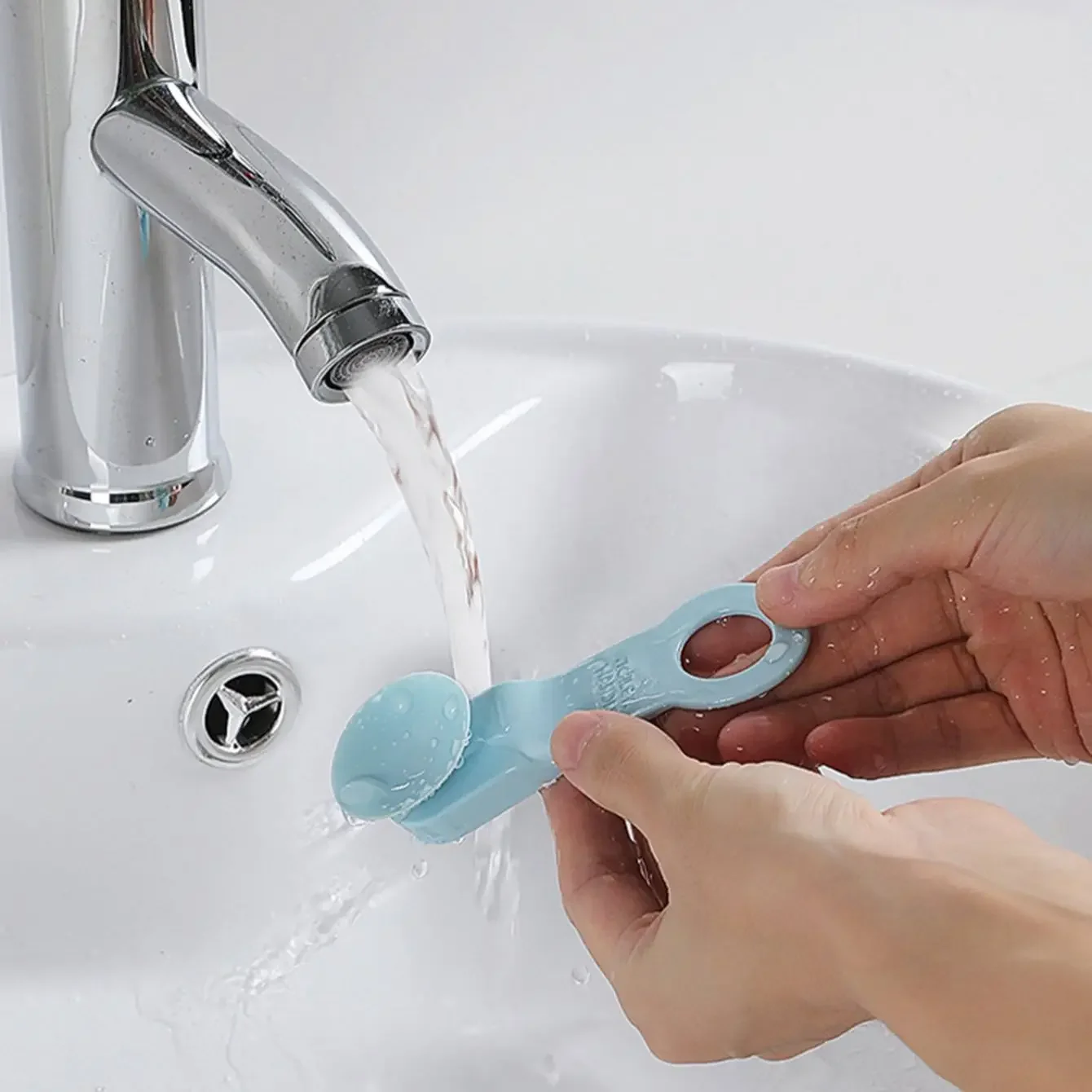 2pcs Hands-Free Toilet Lid Lifter - Self-Adhesive, Reusable Plastic Handle For Easy Opening